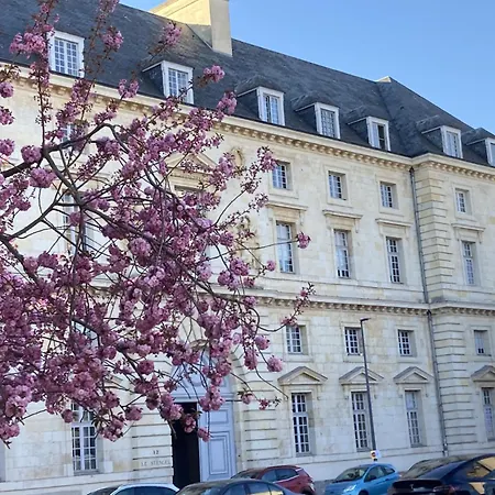 Calme Et Raffine Hypercentre Historique Parking Public 아파트 *