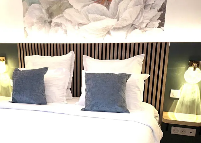 Calme rare en hypercentre - Appartement tout confort - Résidence historique de caractère Appartamento *